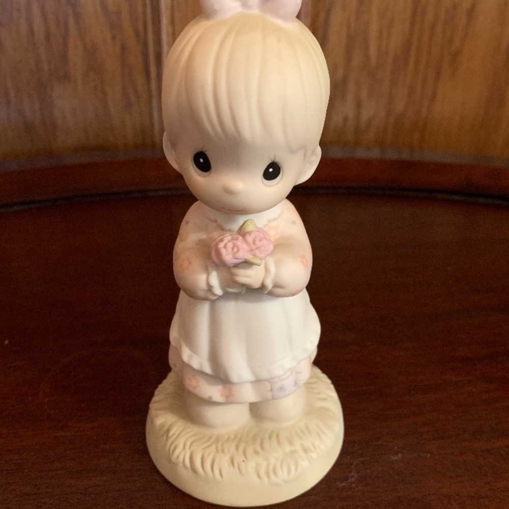 Like new precious moments statue